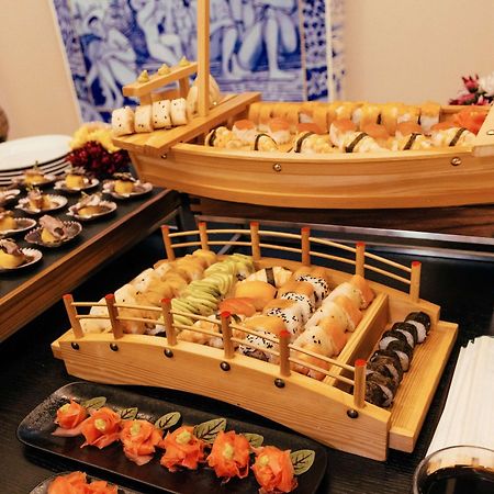Bristol Panama, A Registry Collection Hotel Εξωτερικό φωτογραφία Sushi boat