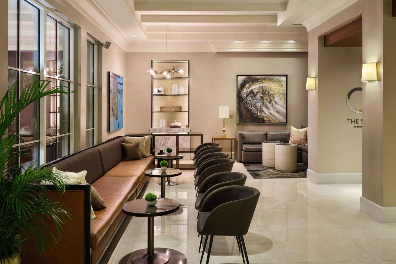 Bristol Panama, A Registry Collection Hotel Εξωτερικό φωτογραφία The Club at Miami International Airport